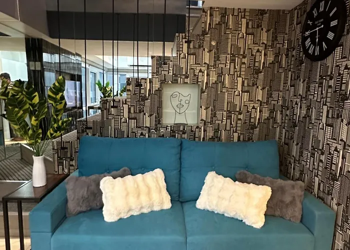 Modern Chic 2br With Panoramic Golf View In Bgc * Manila