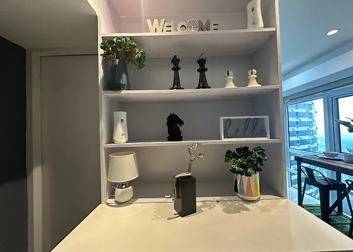 Apartment Modern Chic 2br With Panoramic Golf View In Bgc Manila