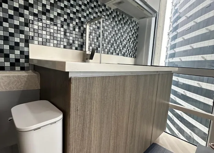 Modern Chic 2br With Panoramic Golf View In Bgc Apartment
