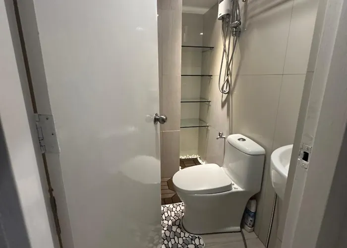 Apartment Modern Chic 2br With Panoramic Golf View In Bgc