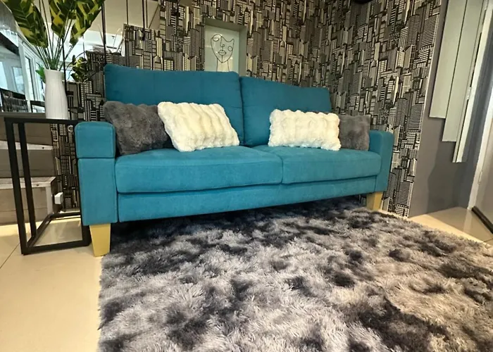 Modern Chic 2br With Panoramic Golf View In Bgc Manila